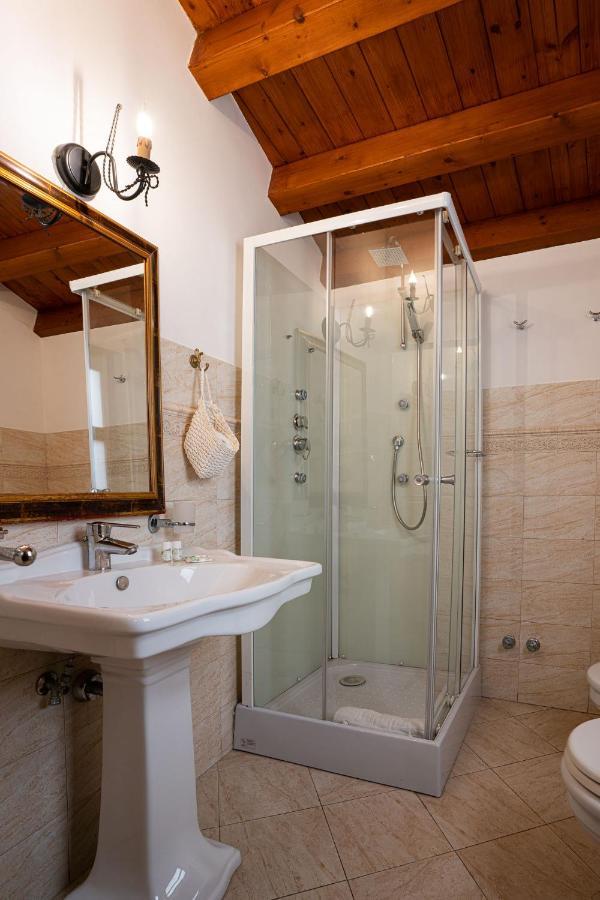Ares Rooms Ortigia Syracuse Buitenkant foto