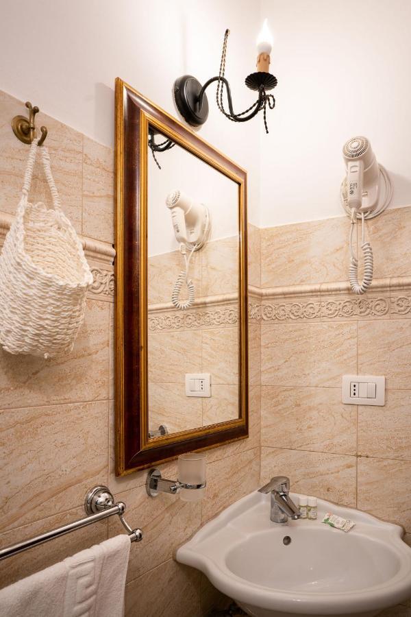 Ares Rooms Ortigia Syracuse Buitenkant foto