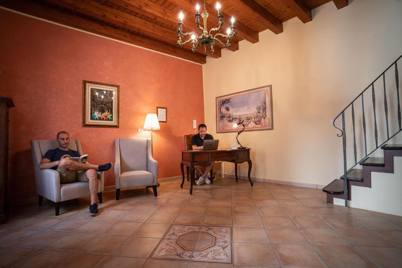 Ares Rooms Ortigia Syracuse Buitenkant foto