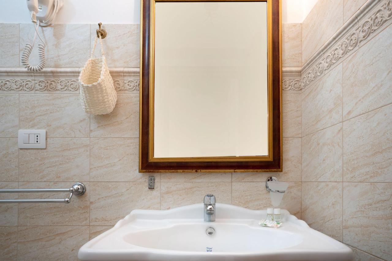 Ares Rooms Ortigia Syracuse Buitenkant foto