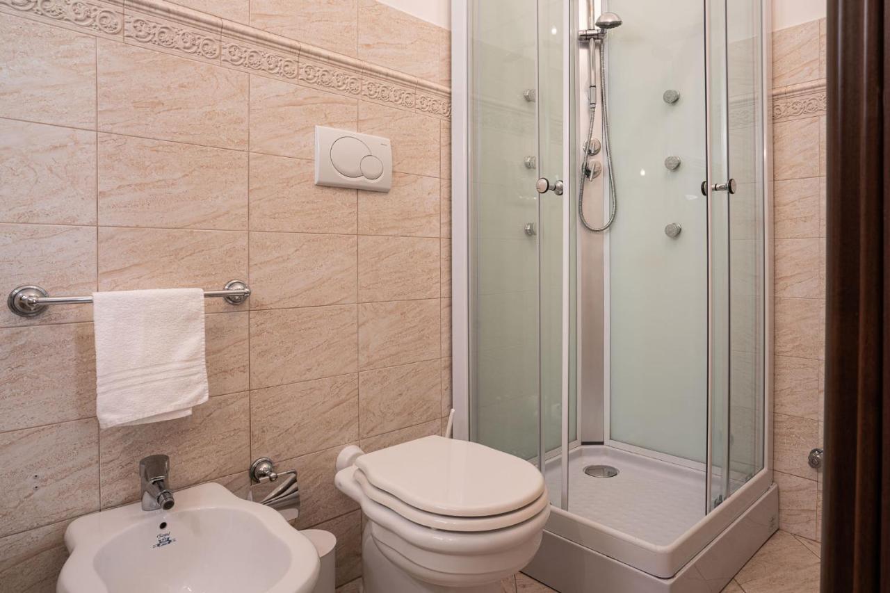 Ares Rooms Ortigia Syracuse Buitenkant foto